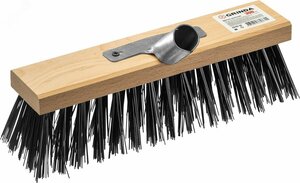 Щетка уличная 30 см, с металлическим держателем для черенка d25мм, EURO