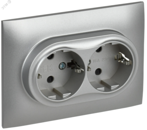 SKANDY Розетка 2-местная с заземлением с защитными шторками 16А в сборе SK-R07S серебряный IEK