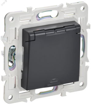 SKANDY Розетка 1-местная с заземлением с защитными шторками и крышкой 16А IP44 SK-R11T титан IEK