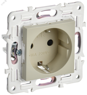 SKANDY Розетка с заземлением с защитными шторками 16А безвинтовое крепление SK-R06B бежевый IEK