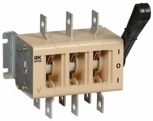 Выключатель-разъединитель ВР32И-39A70220 630А