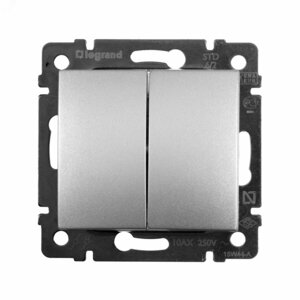 VALENA Переключатель двухклавишный в рамку на 2 направления алюминий